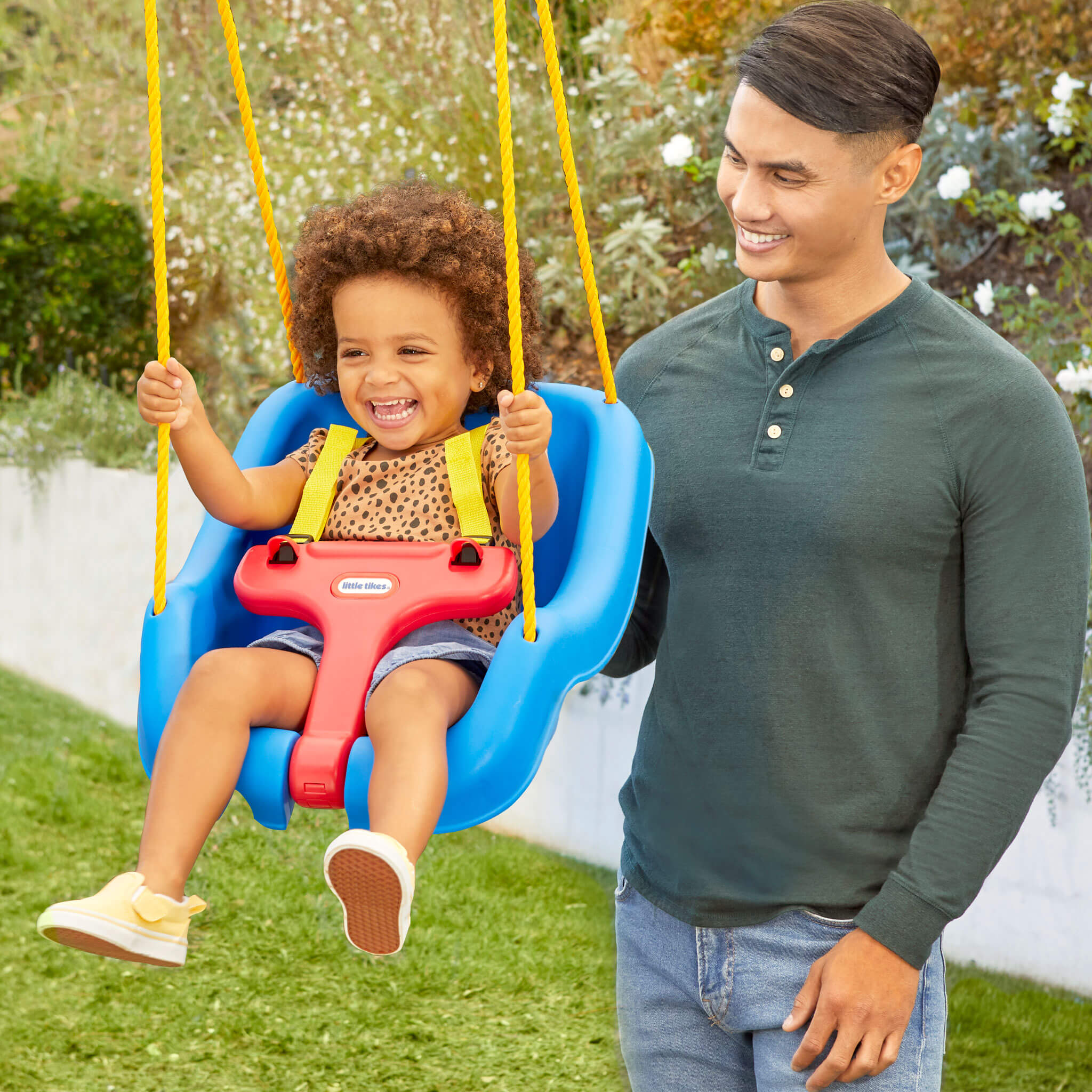 Little Tikes 2-in-1 Snug 'n Secure Swing - Blue - Image 3