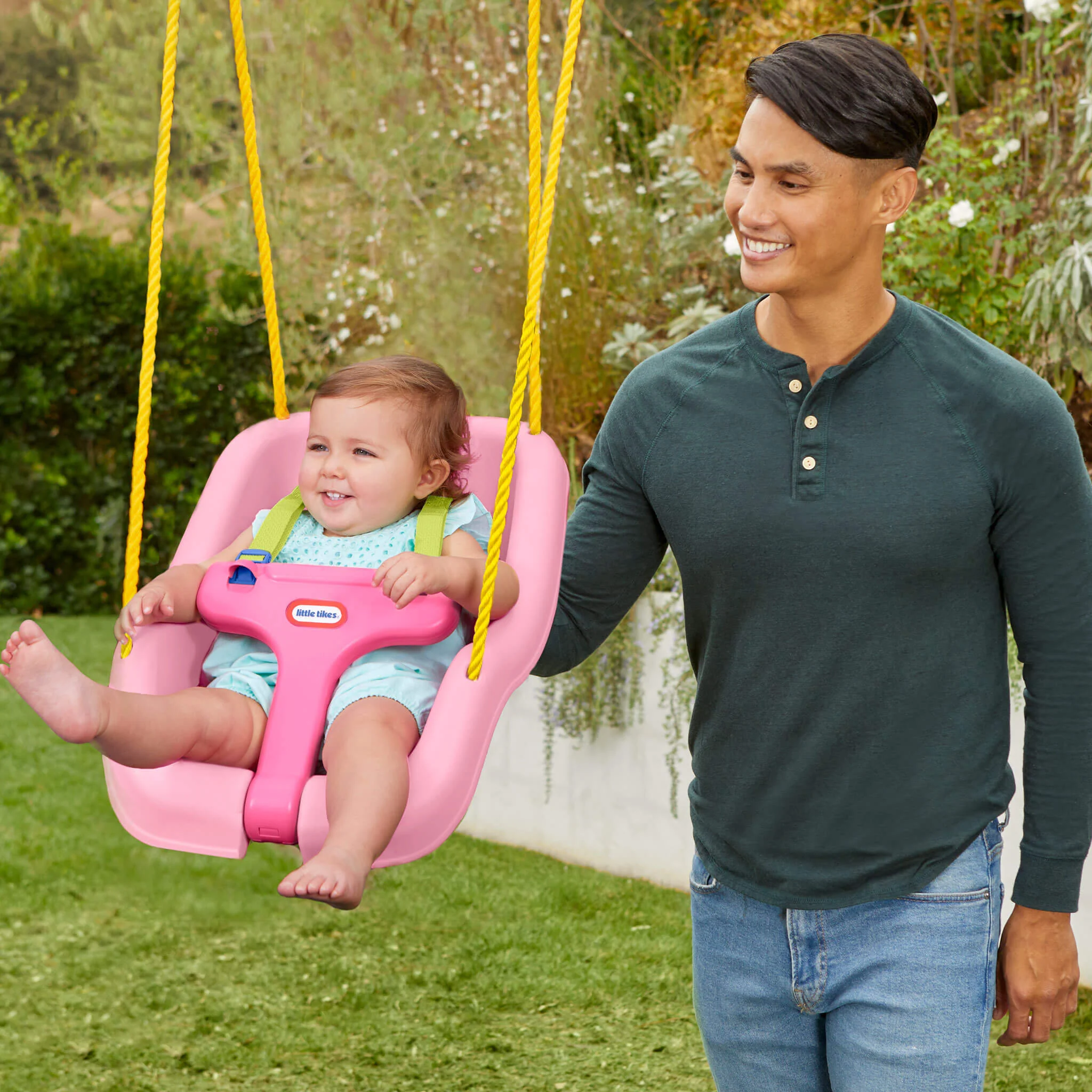 Little Tikes 2-in-1 Snug 'n Secure Swing - Pink - Image 3