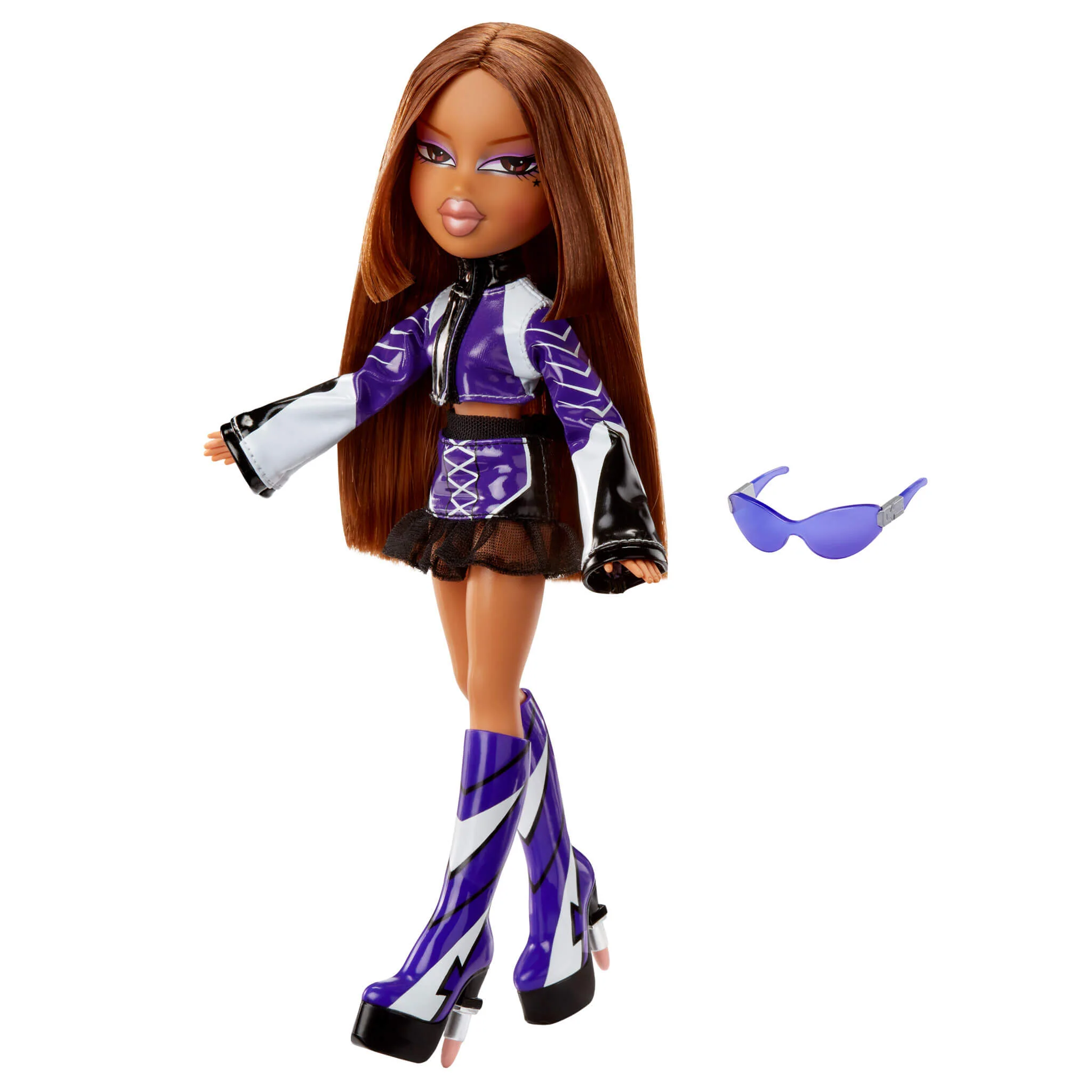 Bratz Scorchin' Yasmin Fashion Doll with Accessories - Image 2