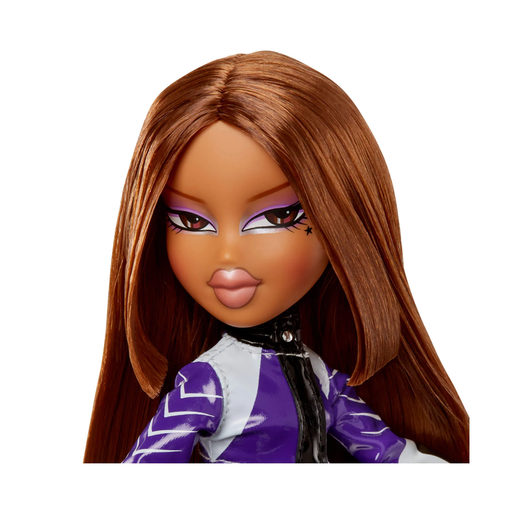 Bratz Scorchin' Yasmin Fashion Doll with Accessories - Image 4