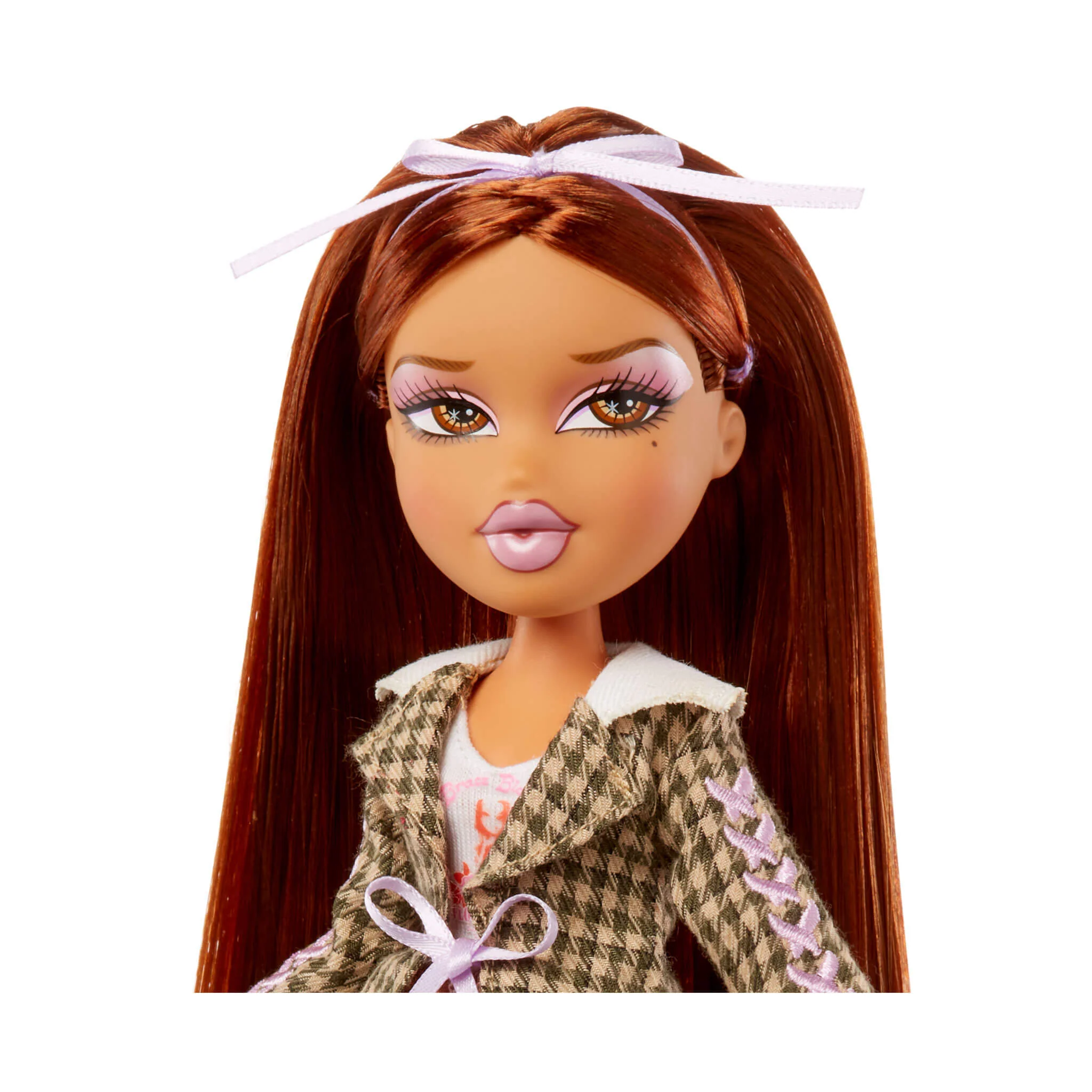 Bratz Stylin' Yasmin Fashion Doll with Customizable T-Shirt for You and Accessories - Image 5