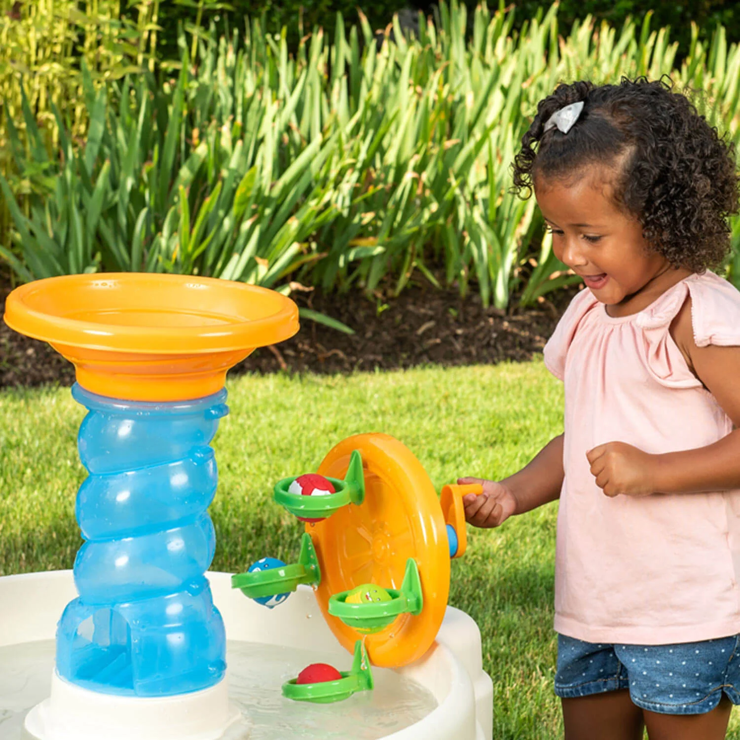 Little Tikes Spiralin' Seas Waterpark - Image 4
