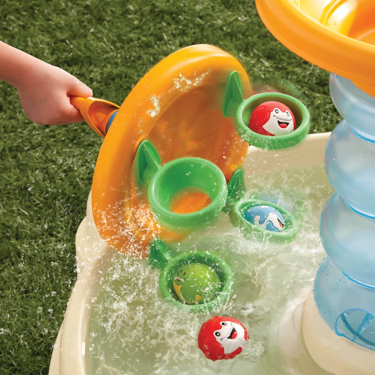 Little Tikes Spiralin' Seas Waterpark - Image 5