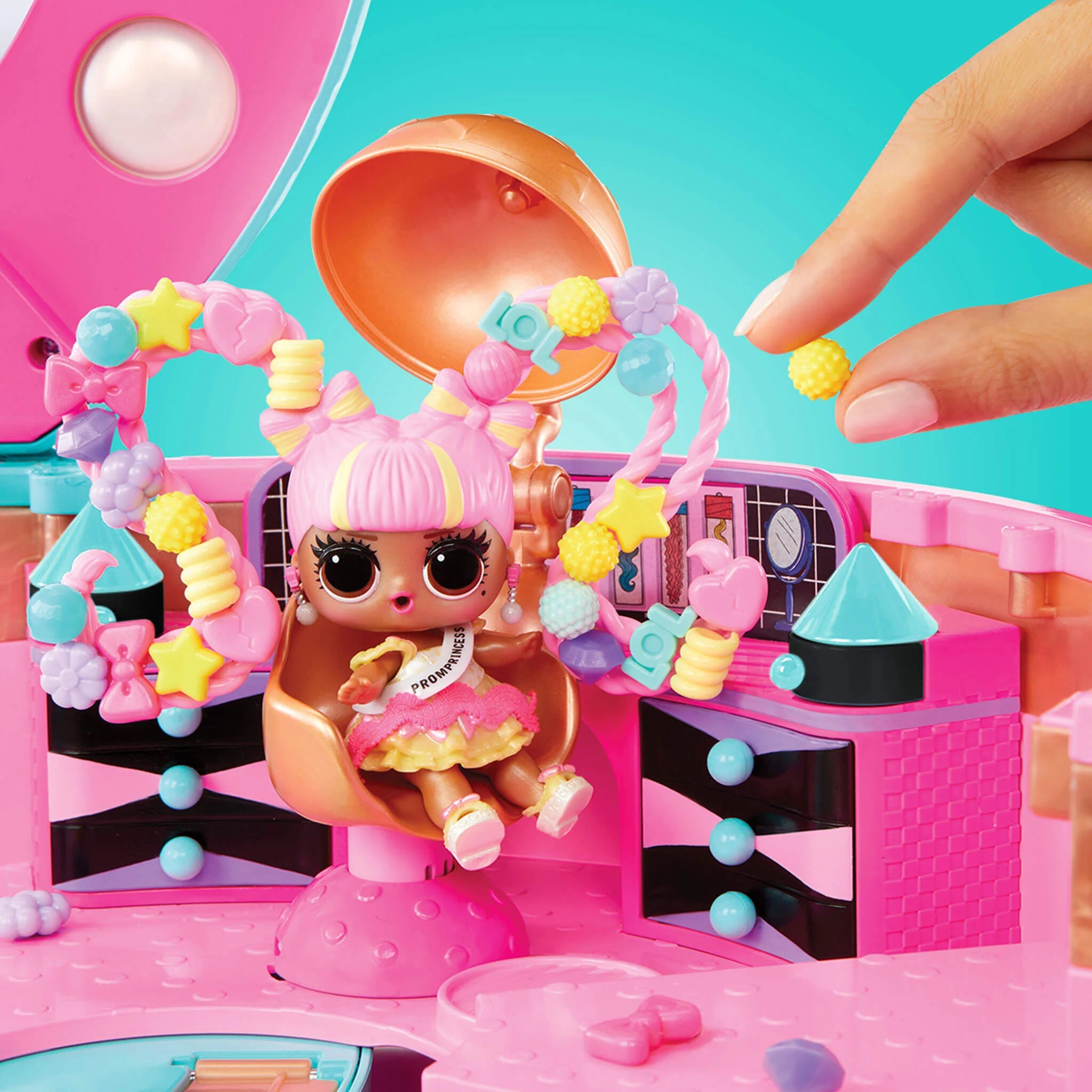 LOL Surprise Hair Beads Salon - Image 3
