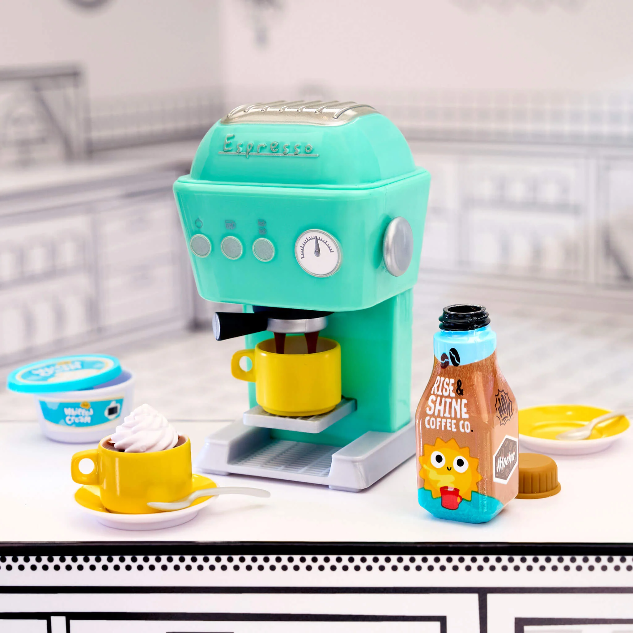 MGA's Miniverse Make It Mini Appliances Mini Collectibles - Image 5