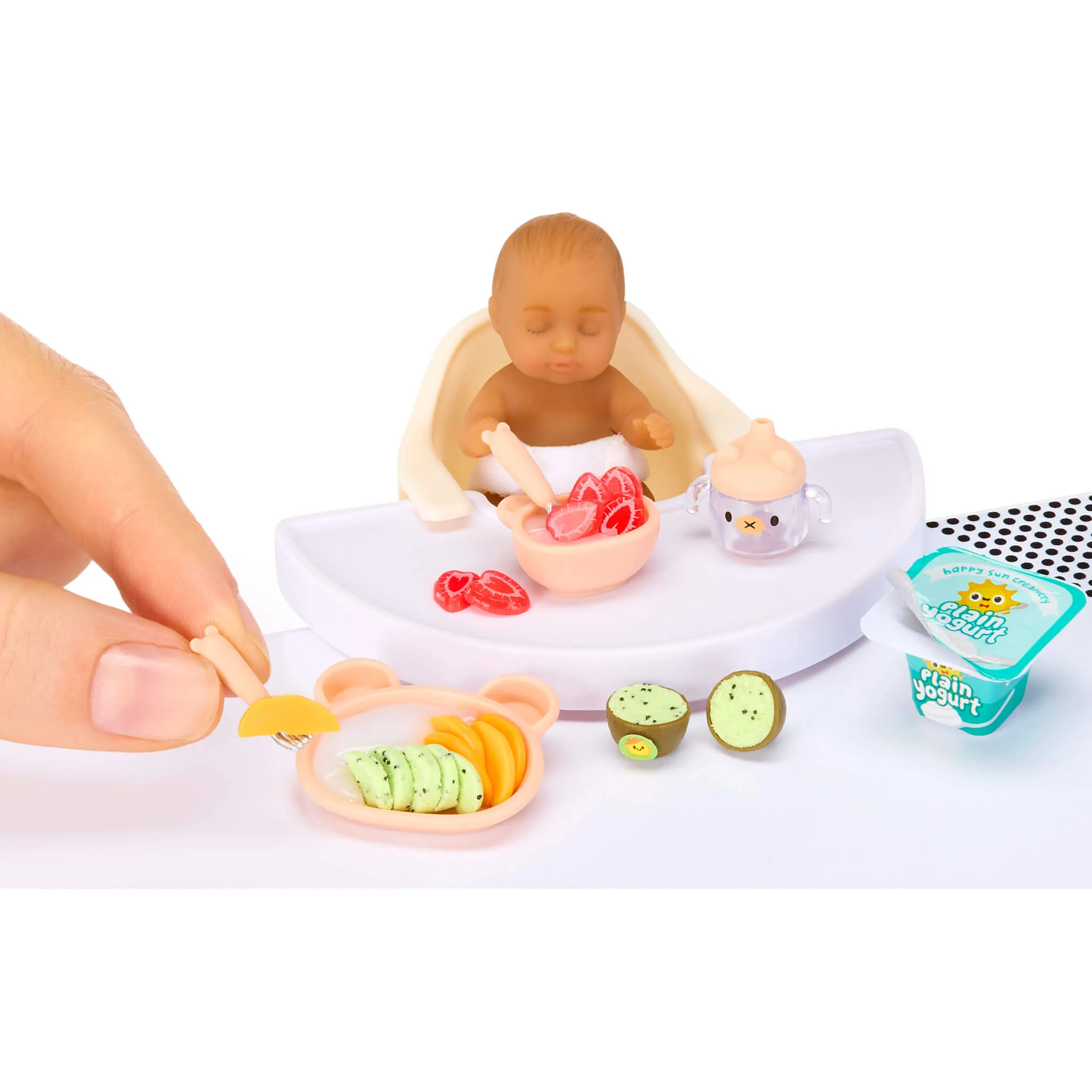 MGA's Miniverse Make It Mini Real Baby Make It Mini Baby Food Mini Collectibles - Image 3
