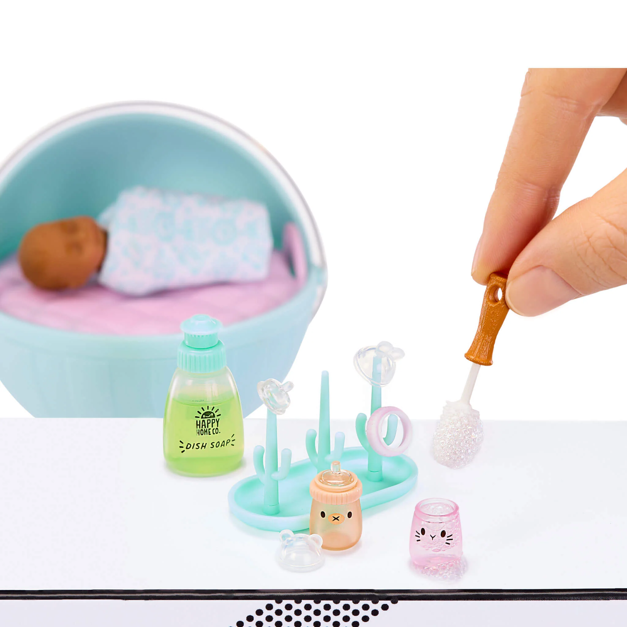MGA's Miniverse Make It Mini Real Baby Make It Mini Baby Food Mini Collectibles - Image 5