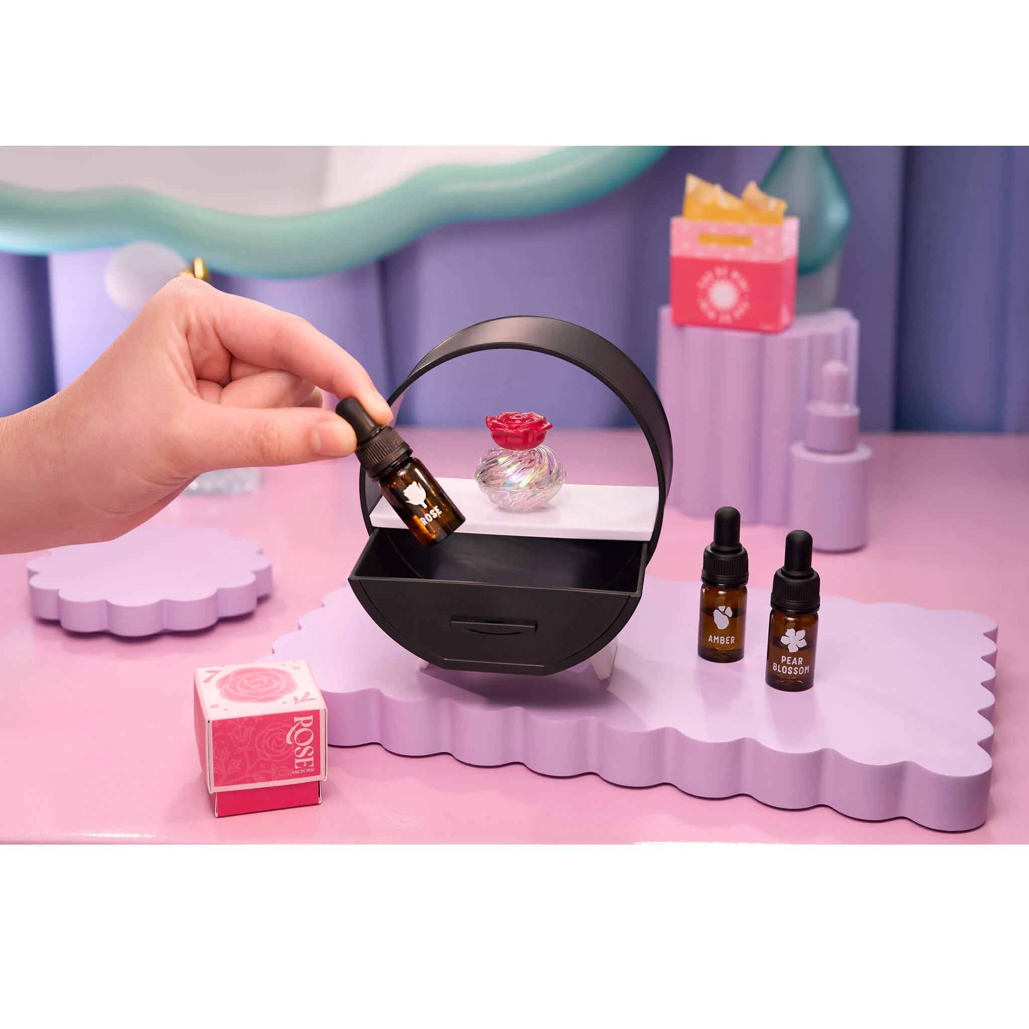 MGA's Miniverse Make It Mini Fragrances - Image 6