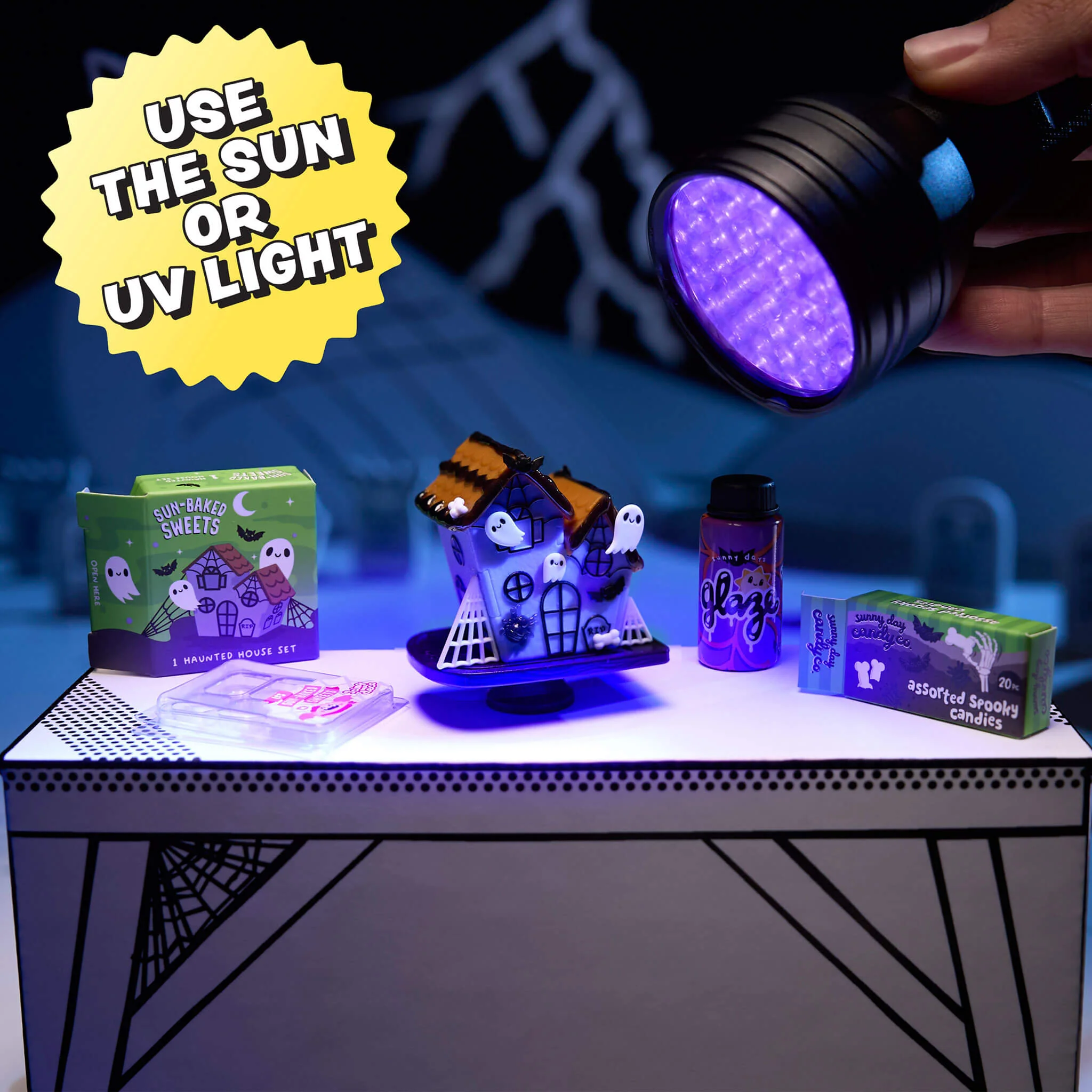 MGA's Miniverse Make It Mini Halloween 2025, Beetlejuice Mini Collectibles - Image 3