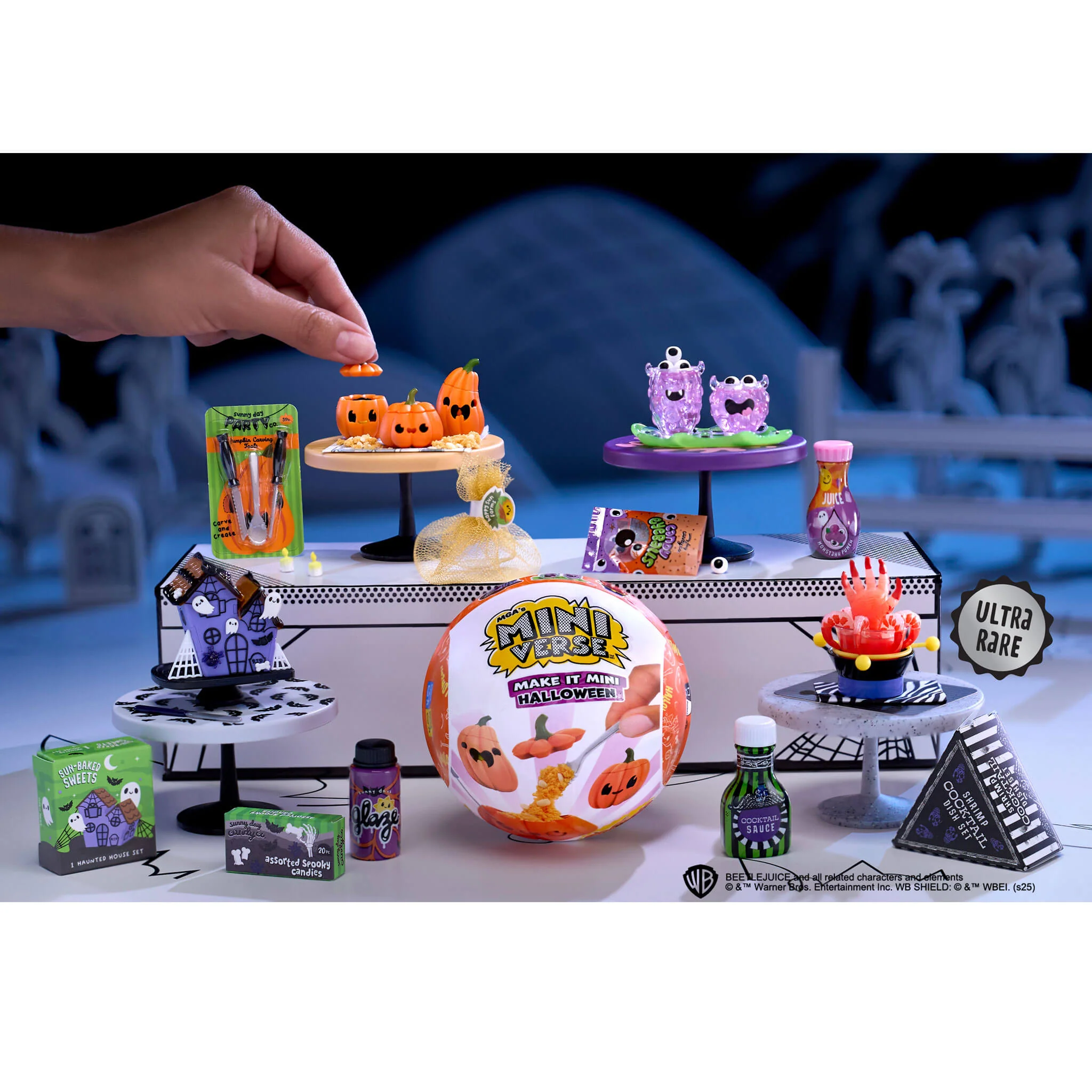 MGA's Miniverse Make It Mini Halloween 2025, Beetlejuice Mini Collectibles - Image 6