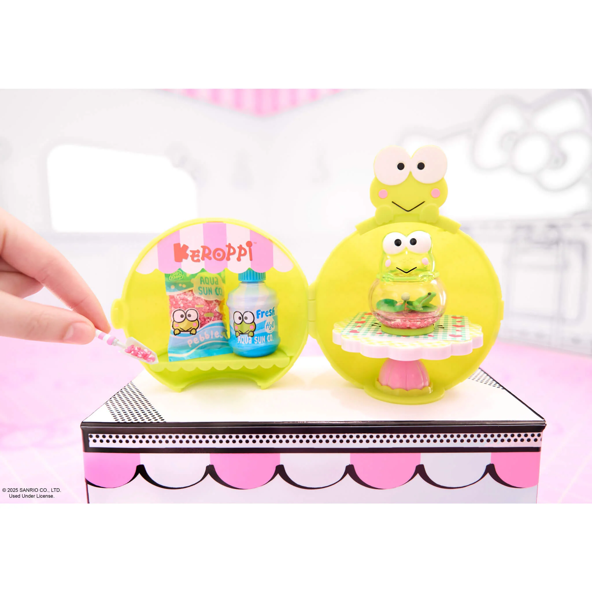 MGA's Miniverse Make It Mini Hello Kitty® and Friends Series 2 Mini Collectables - Image 6