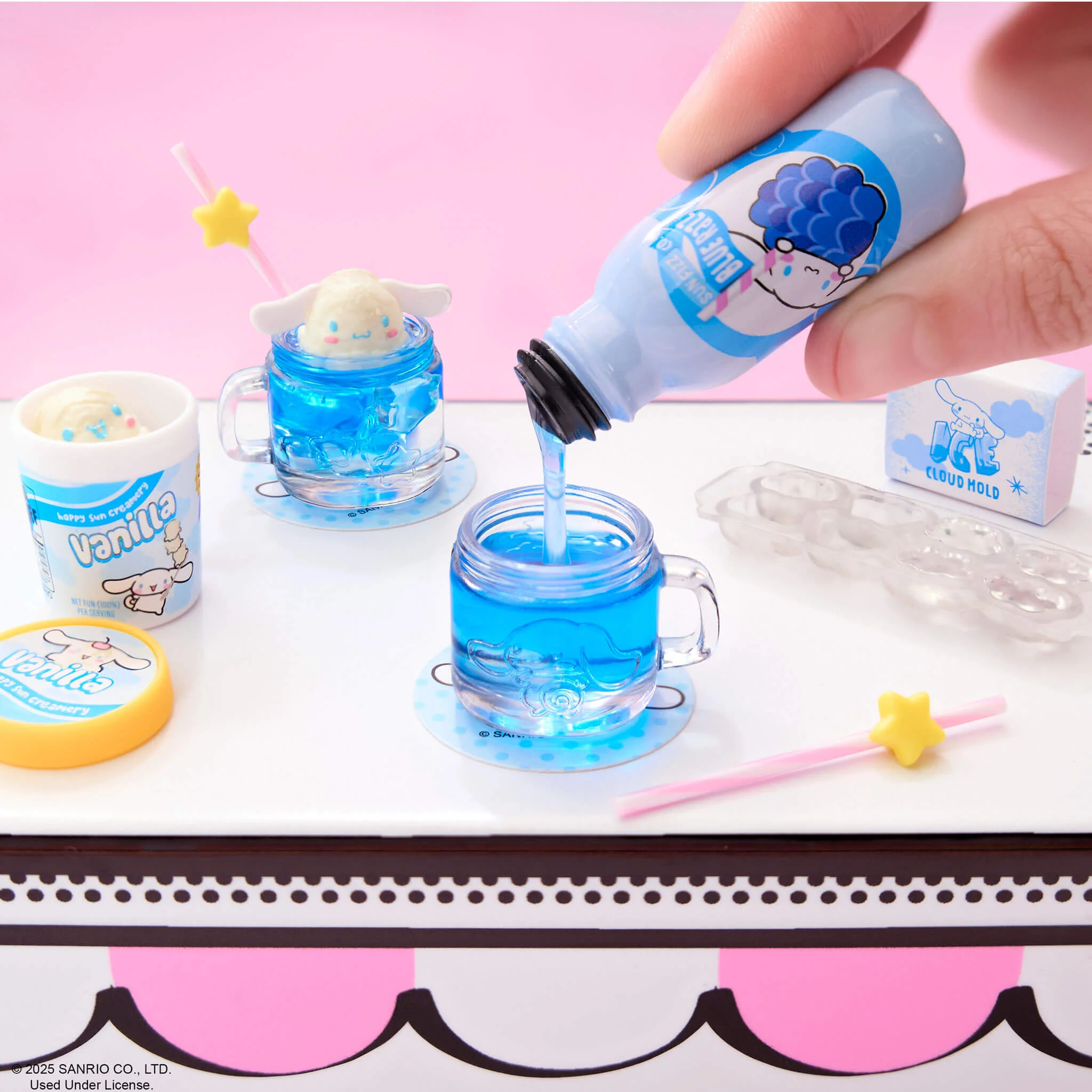 MGA's Miniverse Make It Mini Hello Kitty® and Friends Series 2 Mini Collectables - Image 7