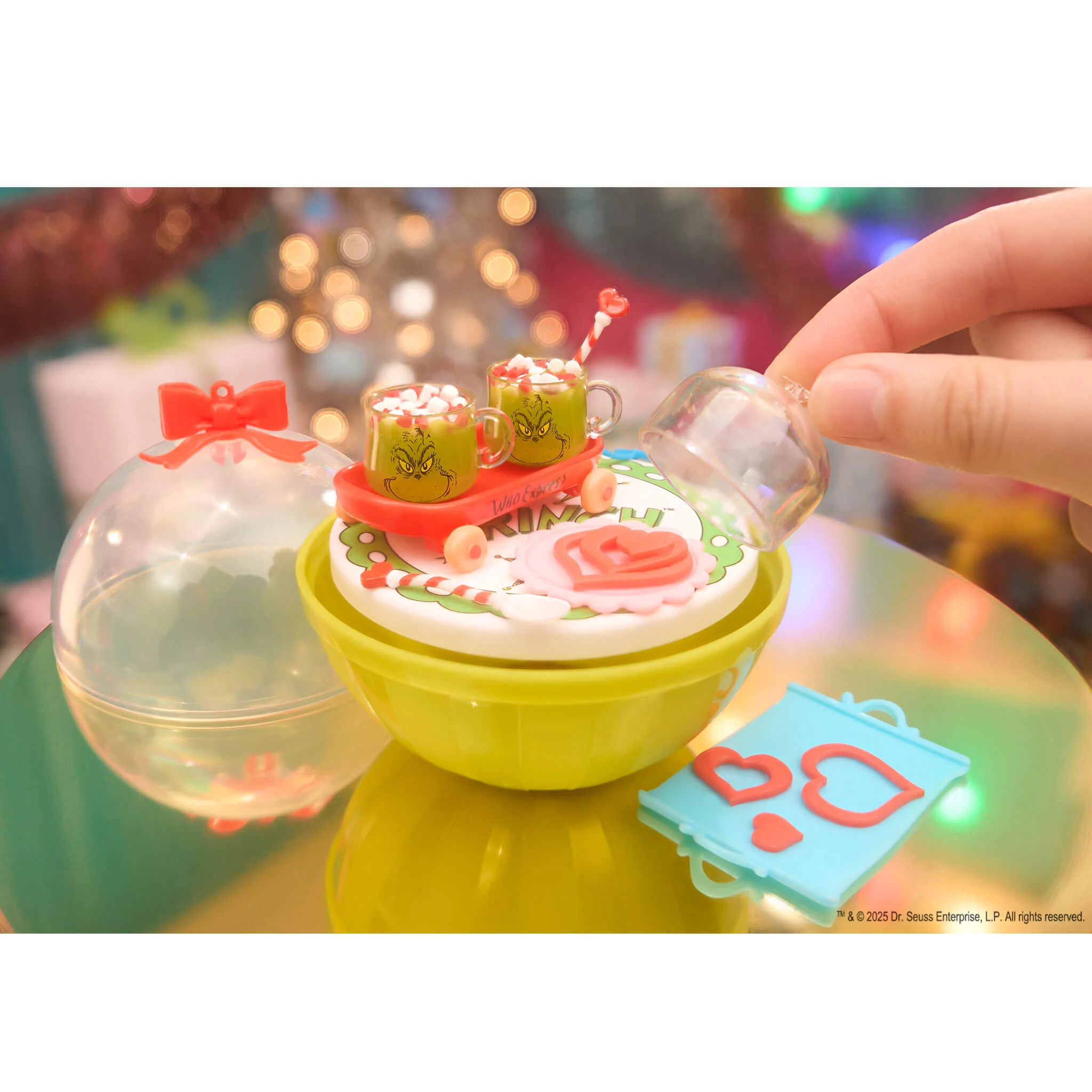 MGA's Miniverse Make It Mini Holiday 2025, The Grinch™ Dr. Seuss™ Mini Collectibles - Image 4