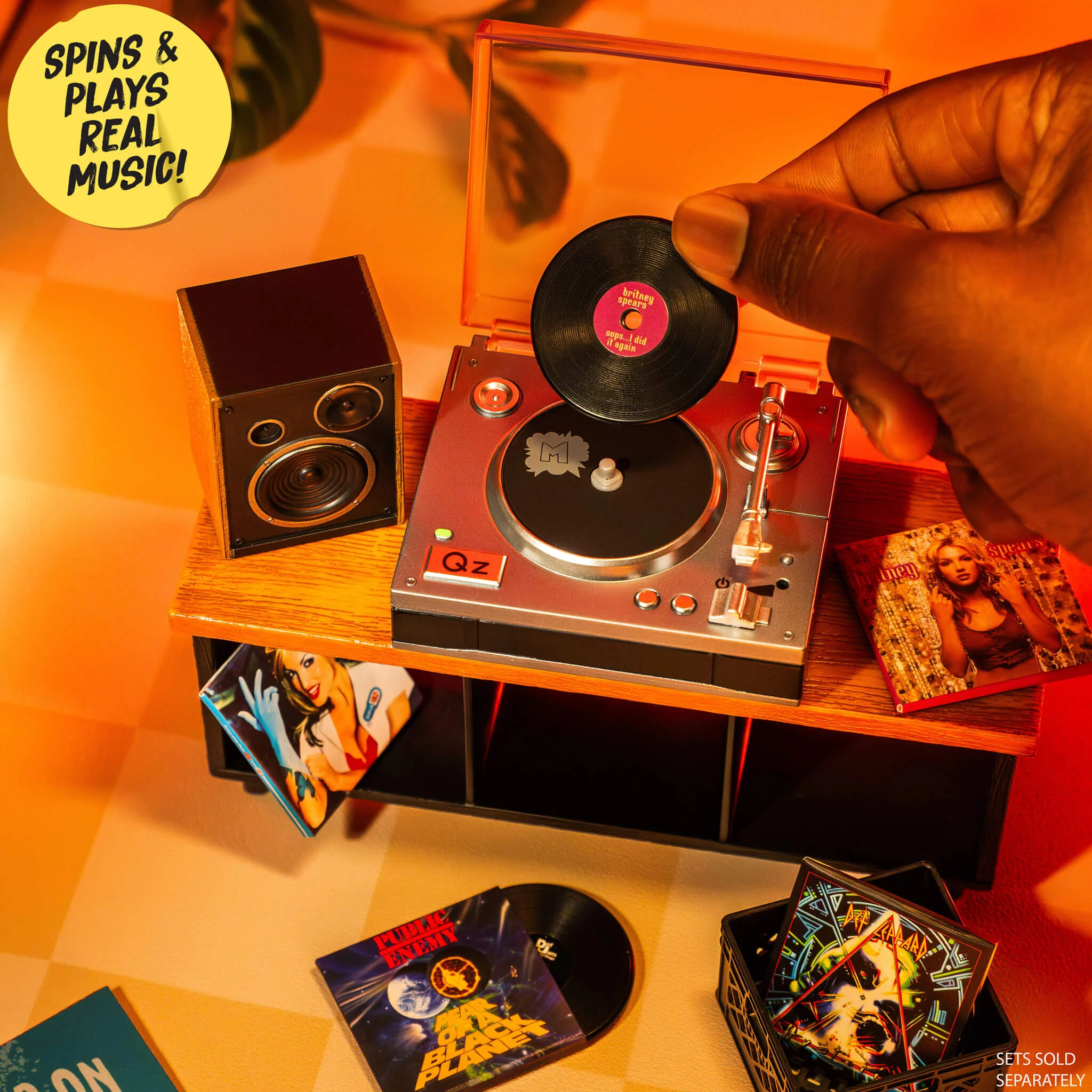 MGA's Miniverse Real Music Vinyl - Mini Playable Vinyl Records - Image 5