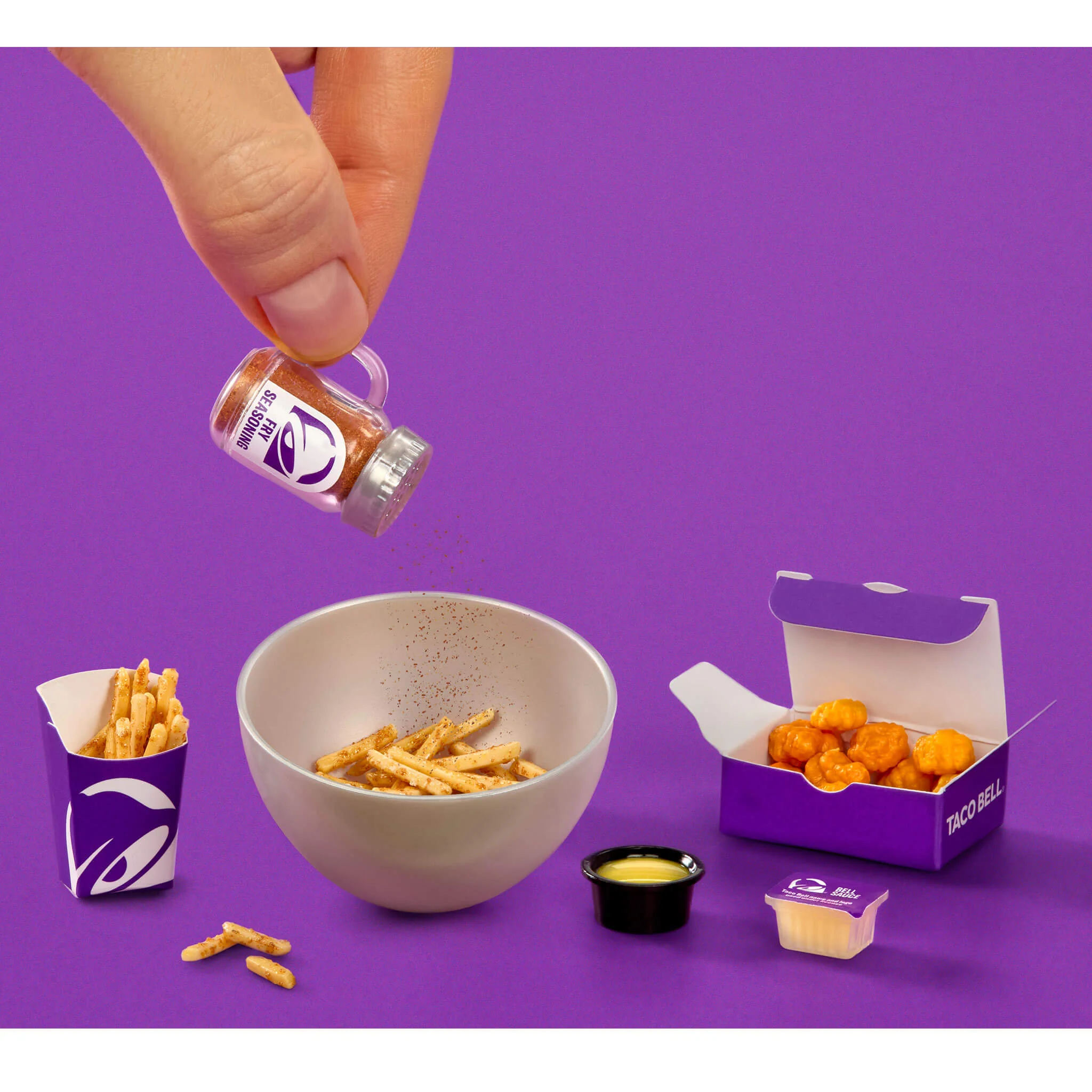 MGA's Miniverse Taco Bell® Crispy Chicken Nuggets & Nacho Fries, SPECIAL EDITION, LIMITED, EXCLUSIVE - Image 6