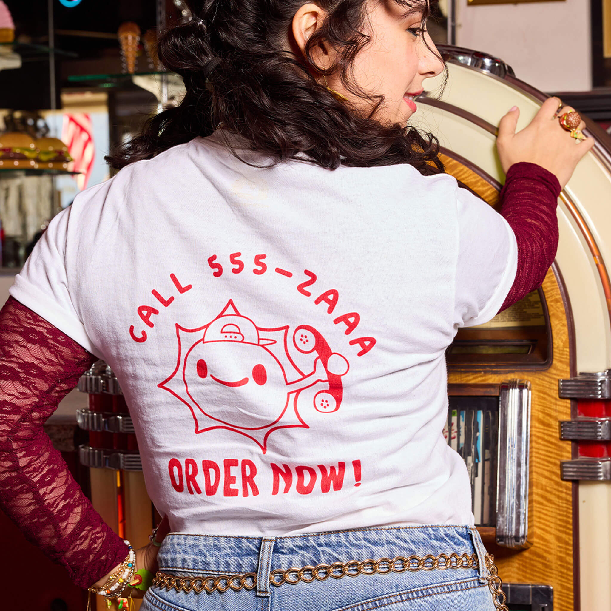 MGA's Miniverse Sunny Bros. Pizza Adult T-Shirt - White - Image 8